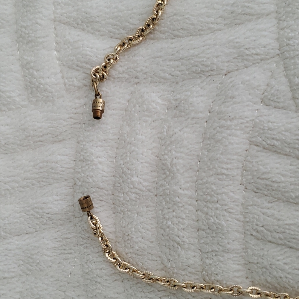 3/10 Statement Necklace - Picture 5 of 8